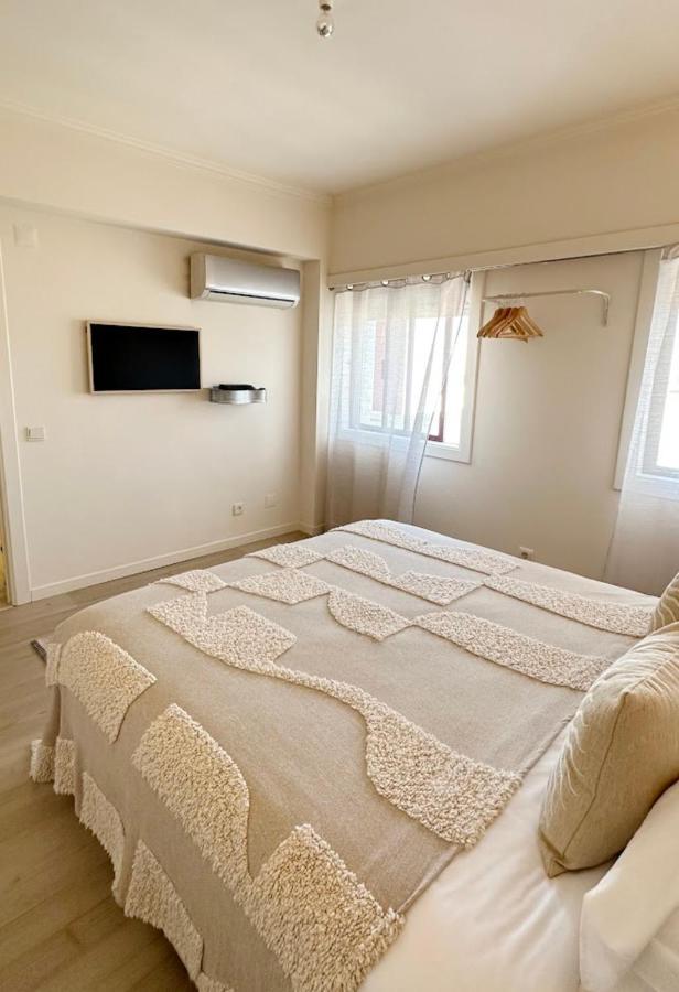 Groovy Caparica Gem With Large Sunny Terrace Διαμέρισμα Costa de Caparica Εξωτερικό φωτογραφία